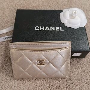 Chanel card holder. Gold. Like new.